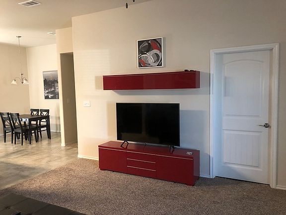 3rd image of 1402 Brand Ln