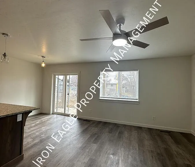 117 Shoshone Ave — Photo 7