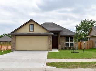 2545 Elkhorn Trl, Bryan, TX 77803