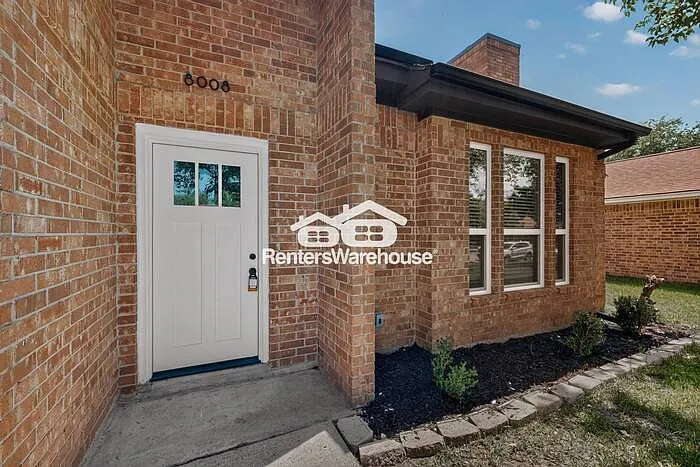 8008 Cornell Dr — Photo 4