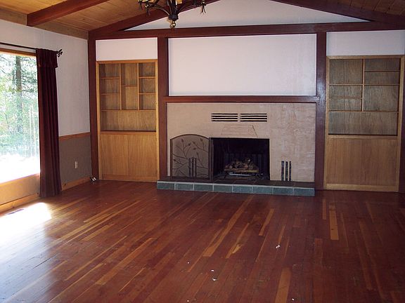 livingroom, wood burning