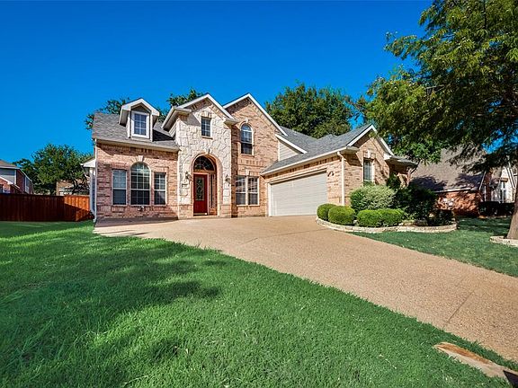 2nd image of 620 Winding Forest Dr