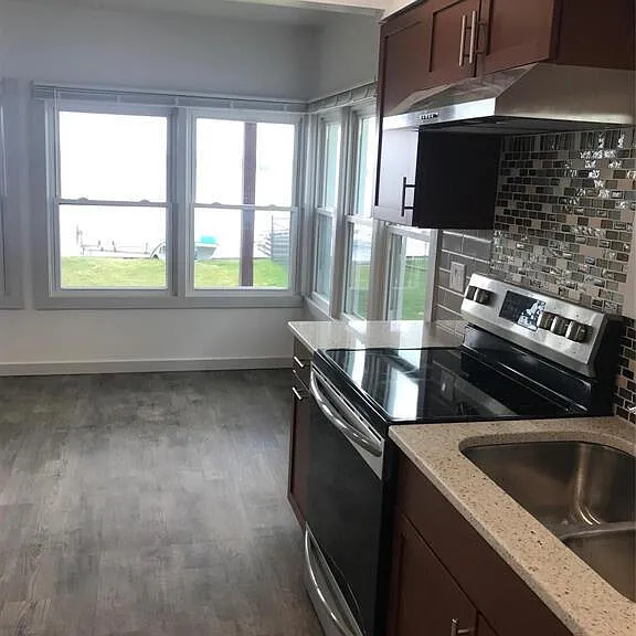 381 E Shore Dr — Photo 11