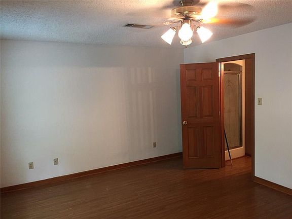 5th image of 1040 Dyson Creek Rd