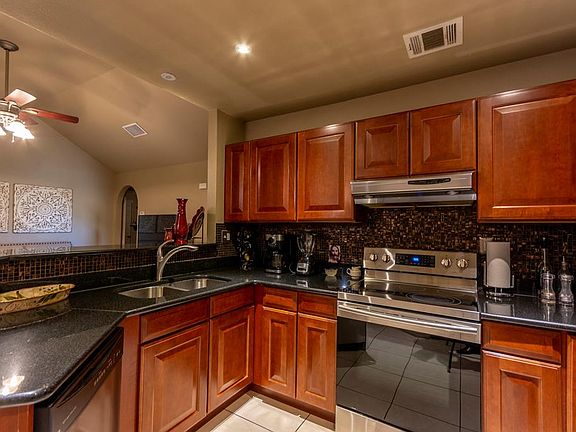 4th image of 2091 Silver Oak Cir