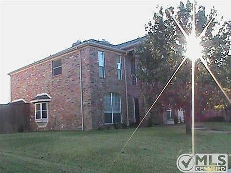 2nd image of 1220 High Bluff Dr
