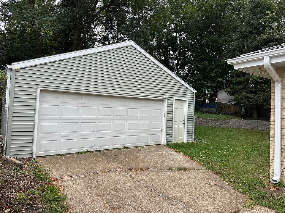 Garage has an updated roof and siding (summer 2025).