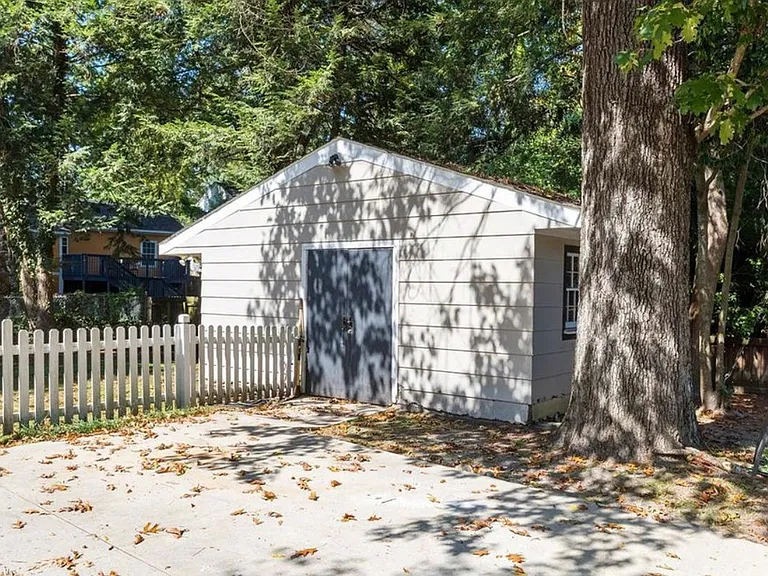 400 Rush Rd — Photo 33