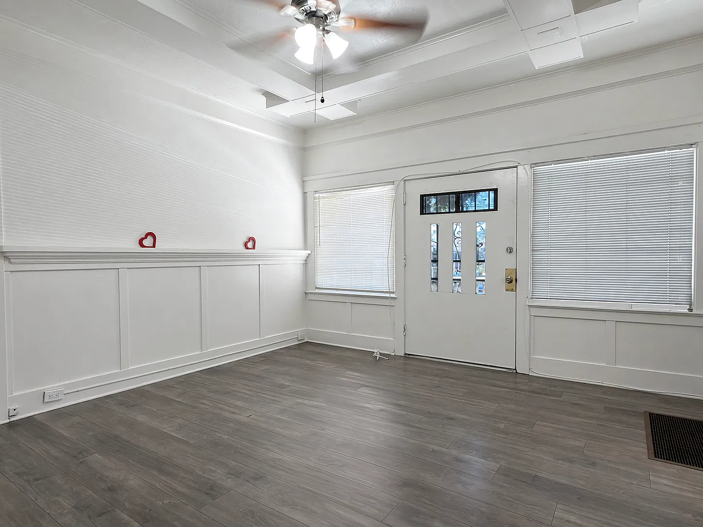 Studio, 359 sqft, $1,595 — Photo 1