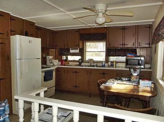 4th image of 10276 E Pike Dr