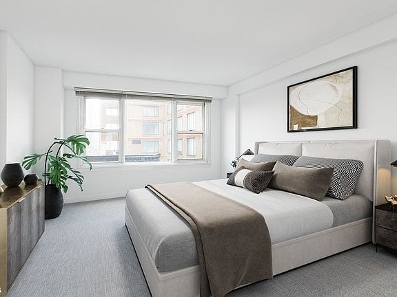 3rd image of 2 Charlton St APT 9L
