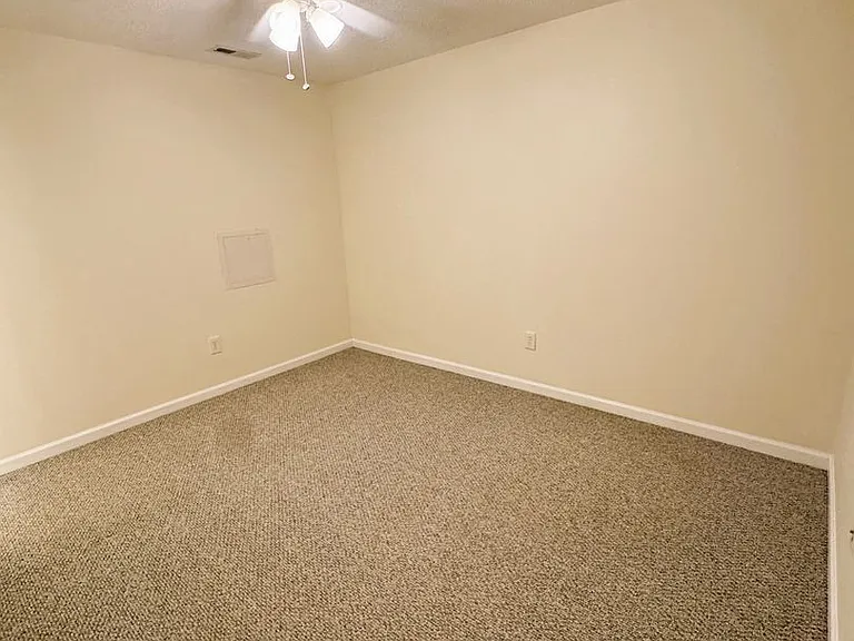 1422 Founders Way — Photo 24