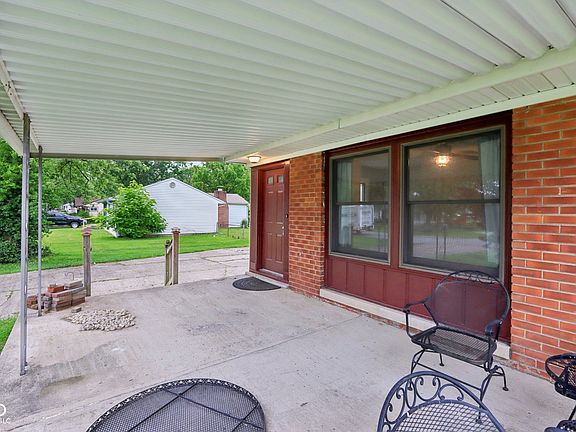 5th image of 3921 S Lasalle St