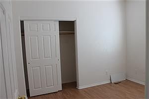 4th image of 2018 Clearwater Dr