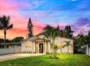 255 Glouchester St, Boca Raton, FL 33487