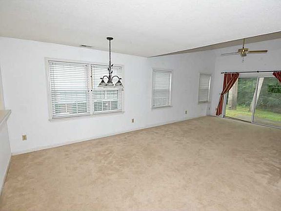5th image of 1013 Winged Foot Ct #9