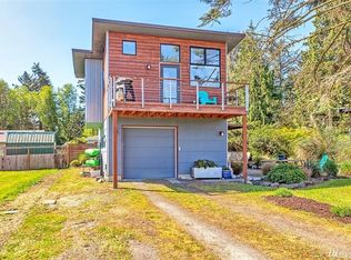 877 55th St, Port Townsend, WA 98368