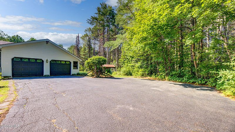 4th image of 116 Union Mills Road