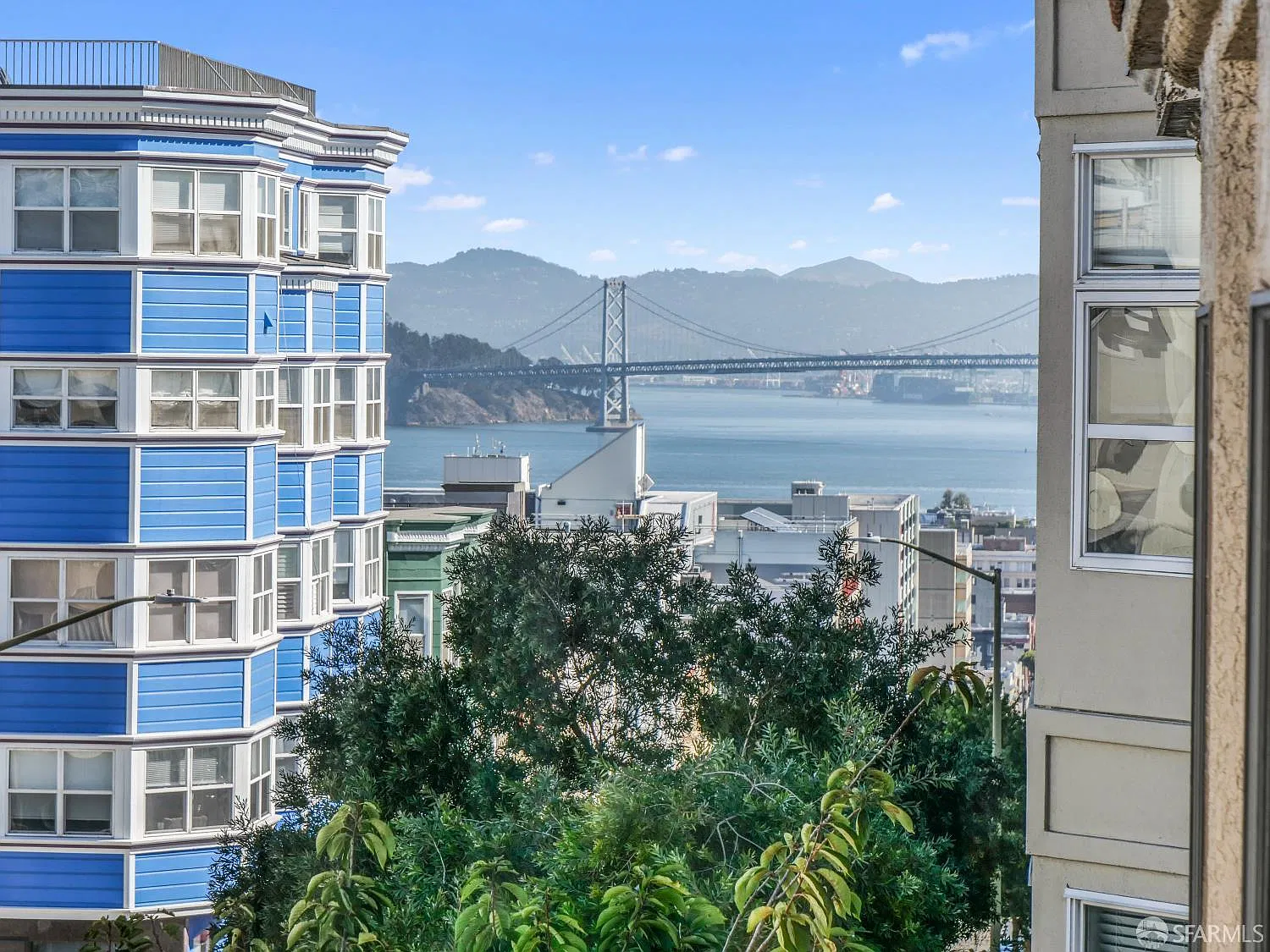 2 bed, 1.5 bath, 1100 sqft, $6,500 — Photo 1