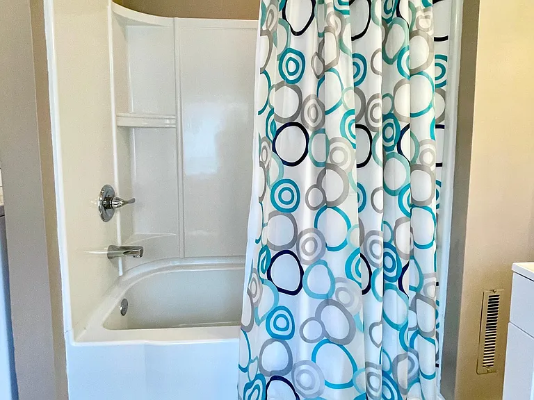 4450 Cynthia Dr — Photo 23