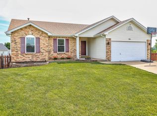 901 Grape Arbor Ct, Arnold, MO 63010