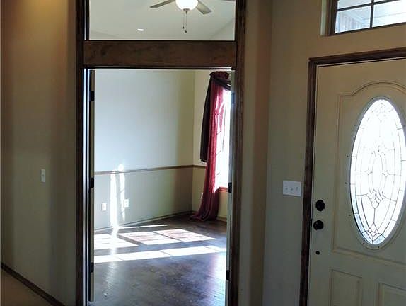 4th image of 209 SW 148th St