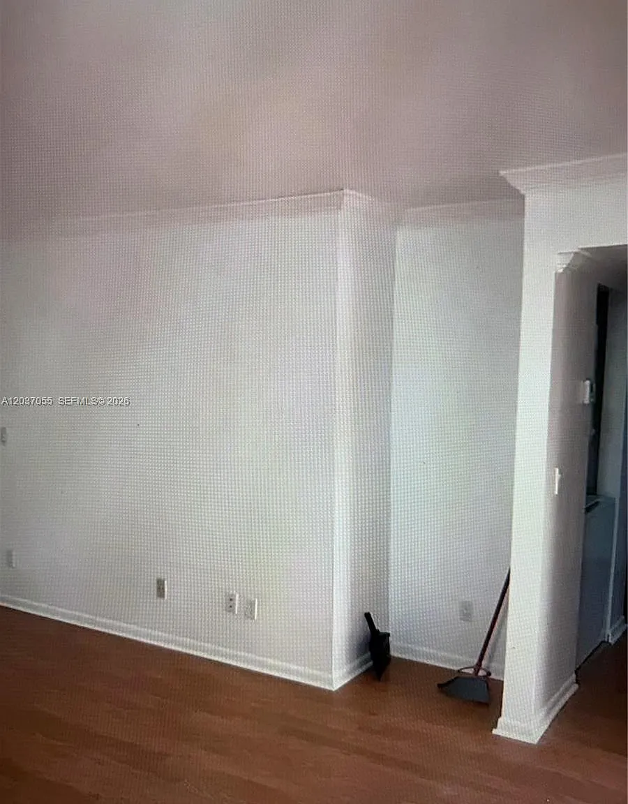 Country Lane Condo #2 — Photo 3