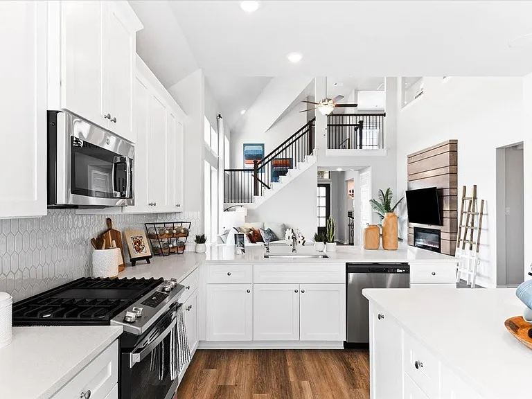 2613 Fargo Pl — Photo 9