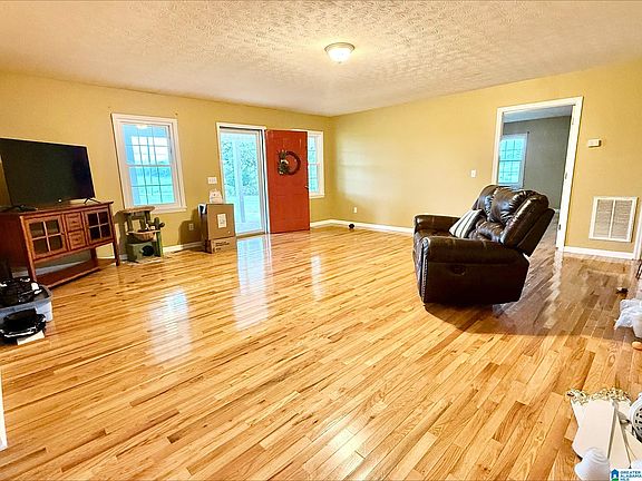 3rd image of 20480 County Road 59