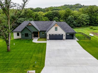 23056 Frontier Ln, Glenwood, IA, 51534