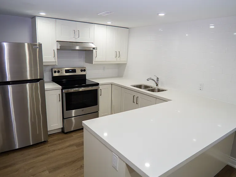 16 Armour Dr — Photo 7