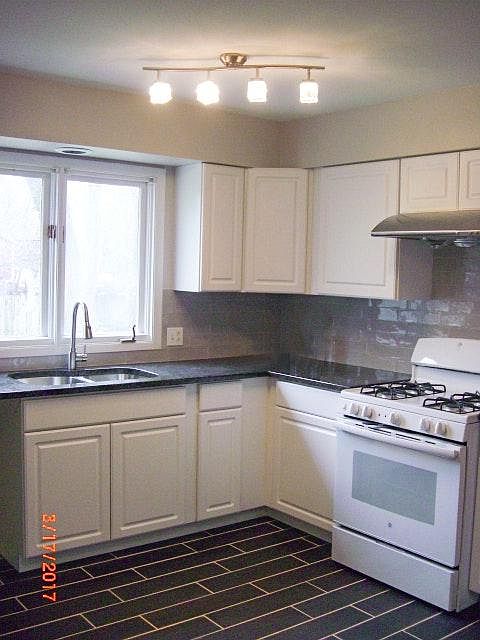 2nd image of 6 61st St
