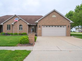 600 Warren Dr, Mazon, IL 60444