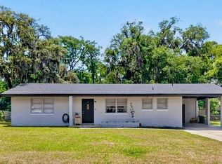 2303 Mahoney Ave, Leesburg, FL 34748