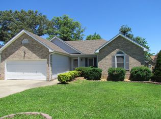 413 Cyprus Ct, Clarksville, TN 37040