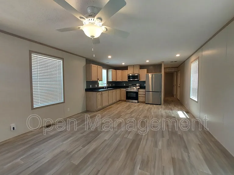 7534 W US Highway 60 #111 — Photo 6