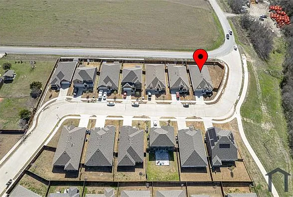 204 Rosewood Dr — Photo 45