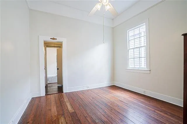 2325 Laurel St — Photo 8