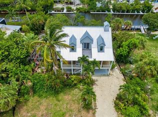 623 Lighthouse Way, Sanibel, FL 33957