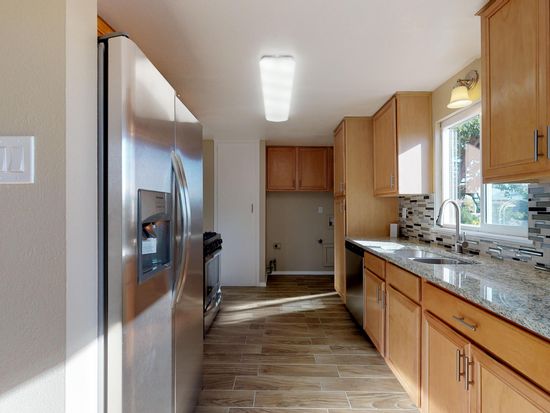 11600 Love Ave NE, Albuquerque, NM 87112