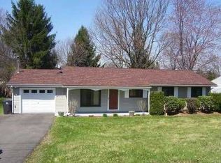 418 Lincolnshire Dr, Cranberry Township, PA 16066