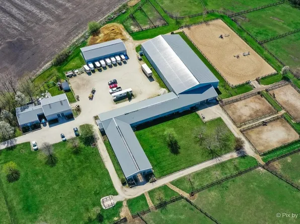 46W505 Ic Trl, Maple Park, IL 60151