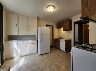 10 S Orchard St APT 1, Madison, WI 53715