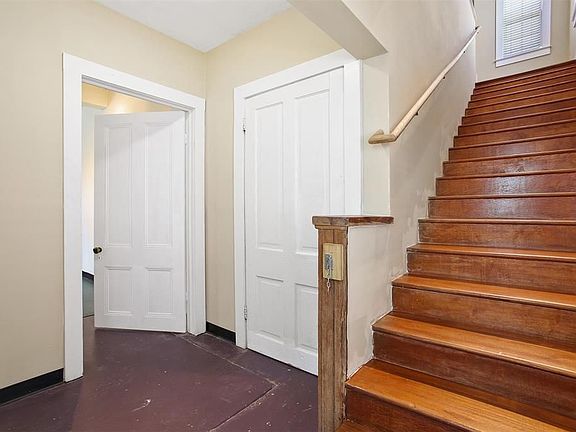 3rd image of 1228 Avenue K