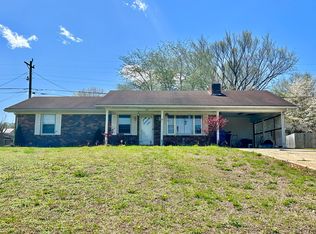 105 Twin Rivers Dr, Bronston, KY 42518