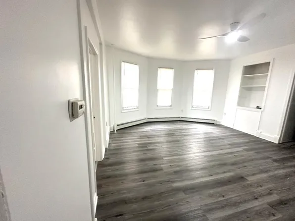 260 Handy St Floor 1, New Brunswick, NJ 08901