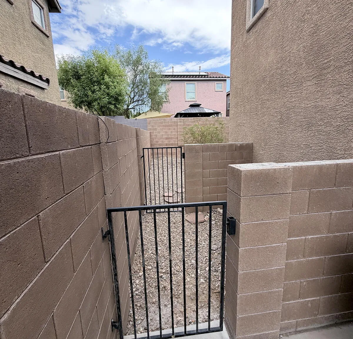 3 bed, 2.5 bath, 1812 sqft, $2,395 — Photo 4
