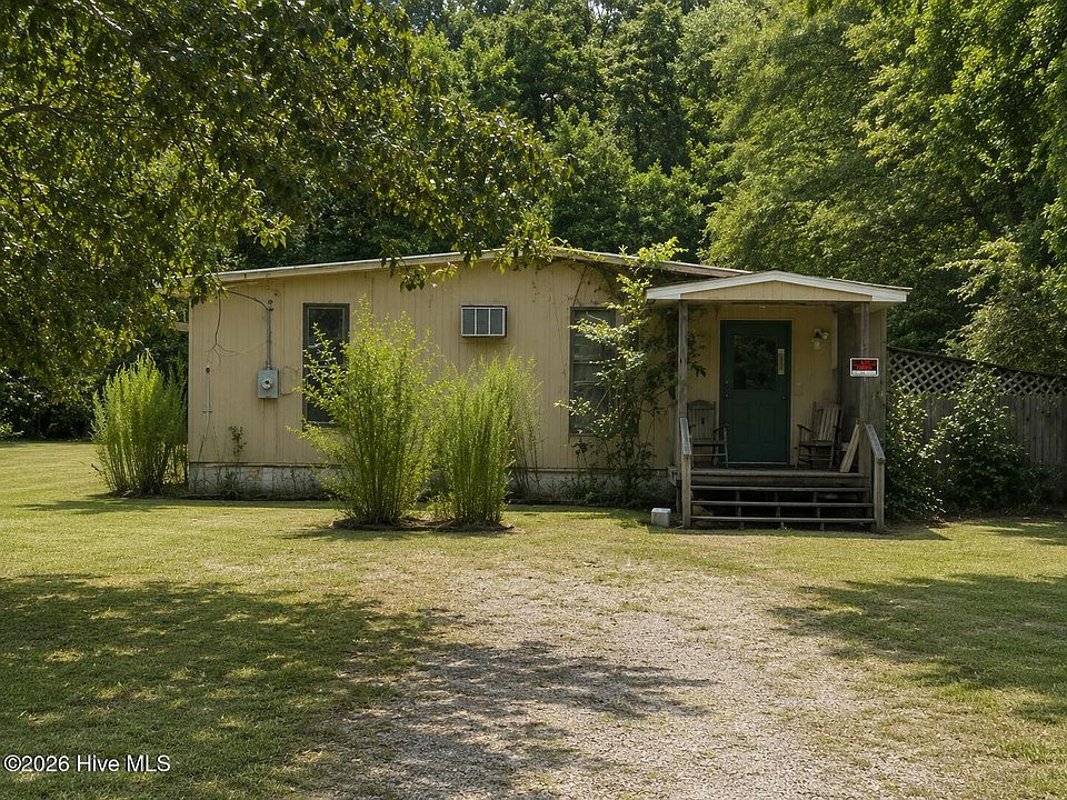 2nd image of 648 Hall Siding Road