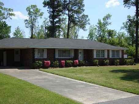 1st image of 139 Boxwood Dr