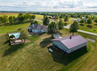 11565 NE Woodridge Ln, Cameron, MO 64429